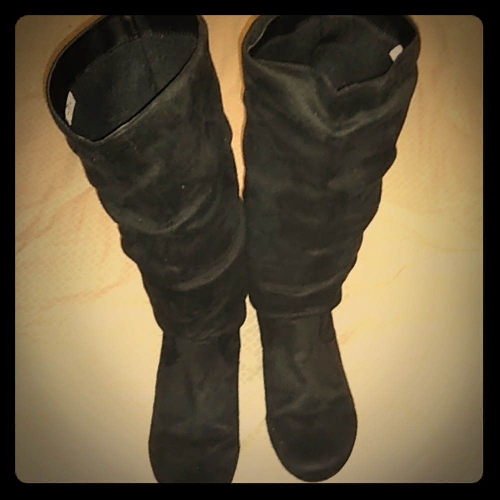 Black boots